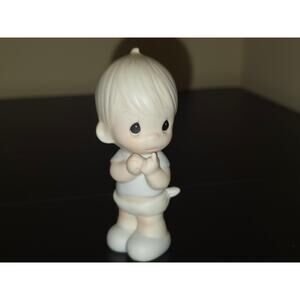 Precious Moments Praying Boy Figurine Jonathan & David 1983 E-2852/A